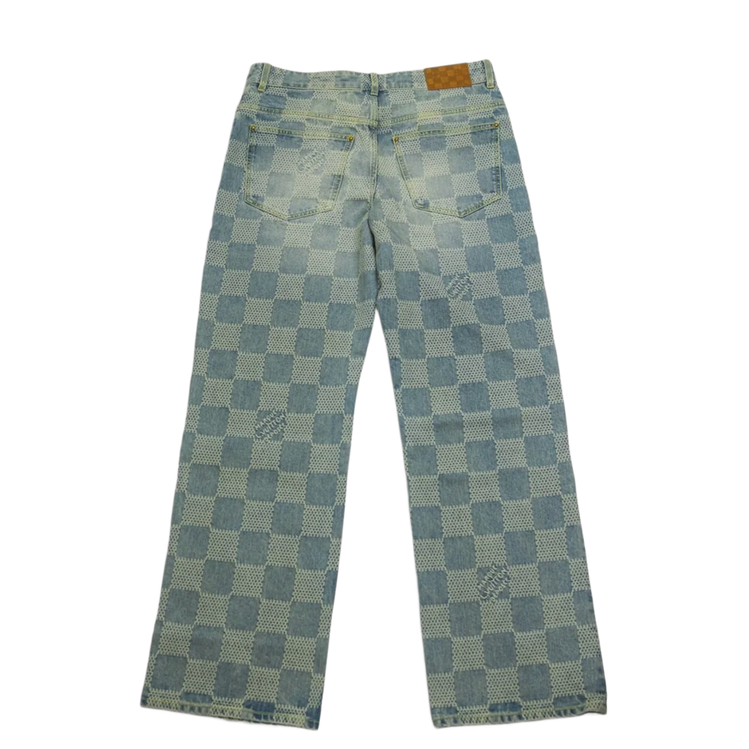 Louis Vuitton &