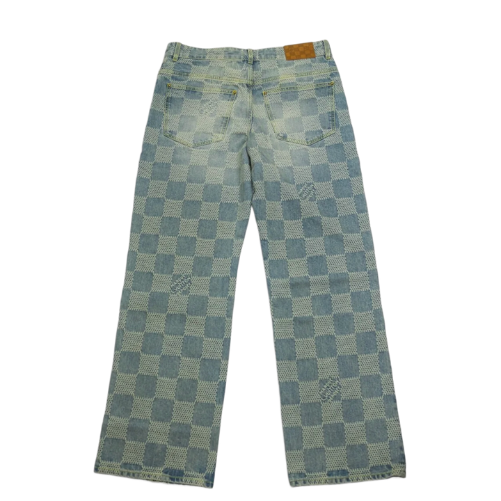 Louis Vuitton &